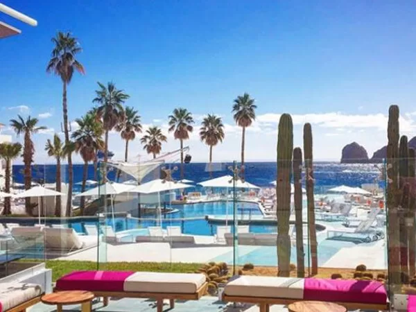 Me Cabo All Inclusive Resort