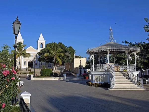 San Jose del Cabo Plaza Mijares