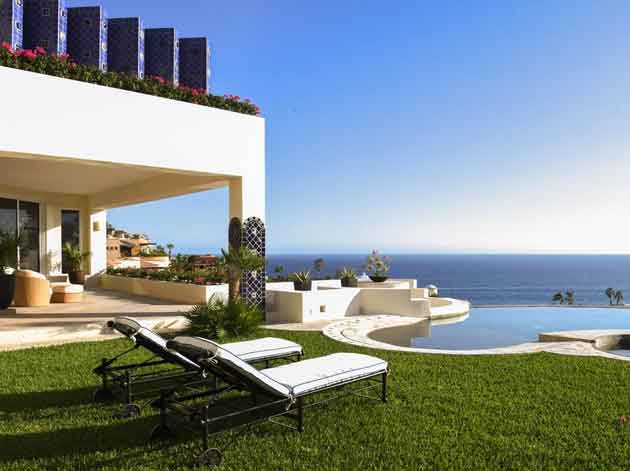 Luxury 5BR Villa with Ocean View